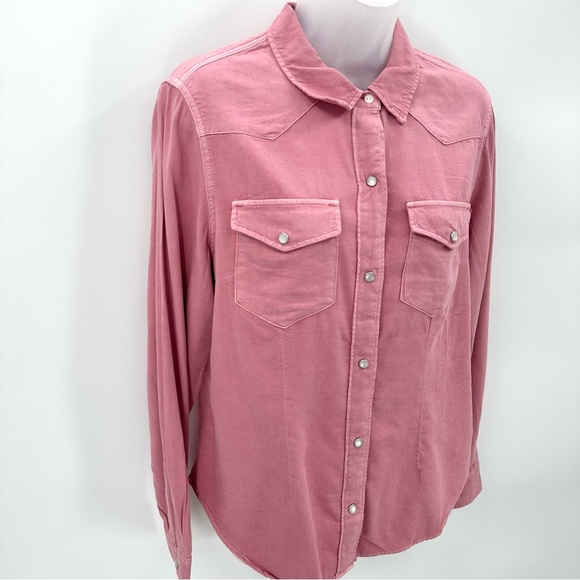 GAP FACTORY Denim Western Shirt Womens M Pink Pearl Snap Long Sleeve Top NEW - Picture 2 of 11